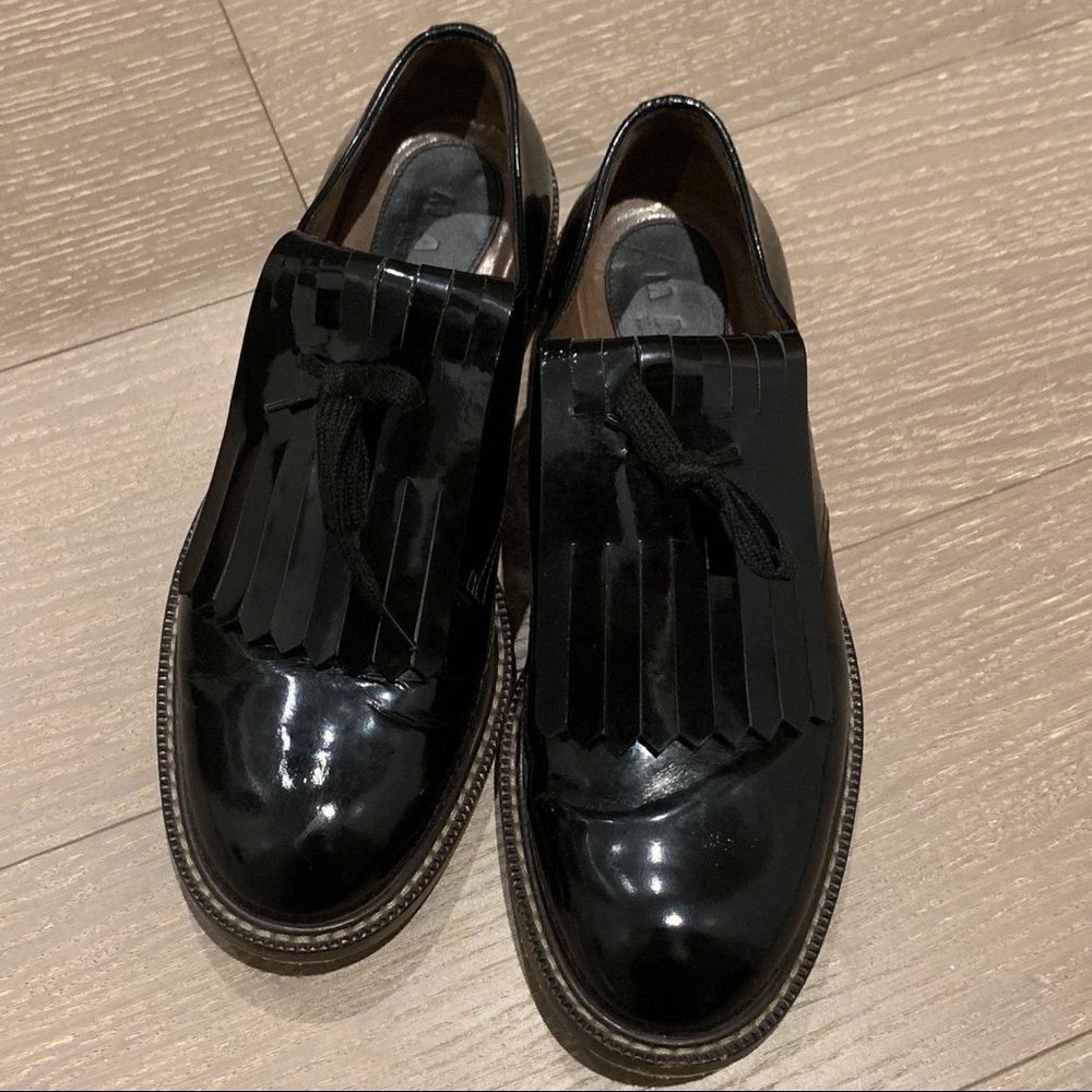 Marni Fringed loafer in black patent leather